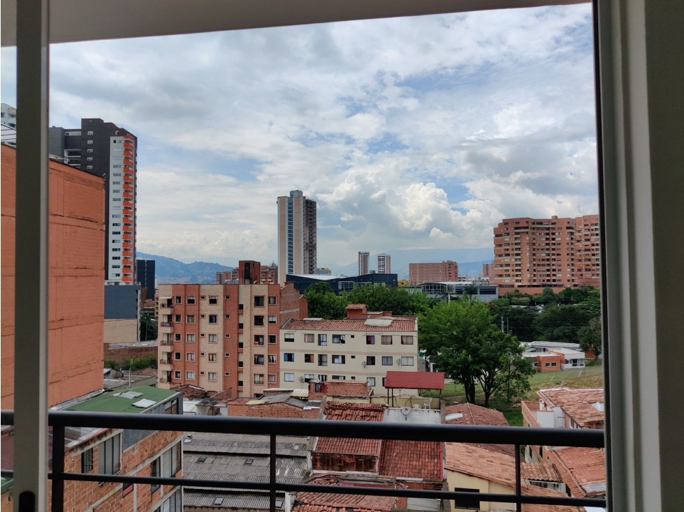 VENTA DE APARTAMENTO EN SABANETA SECTOR TRES ESQUINAS