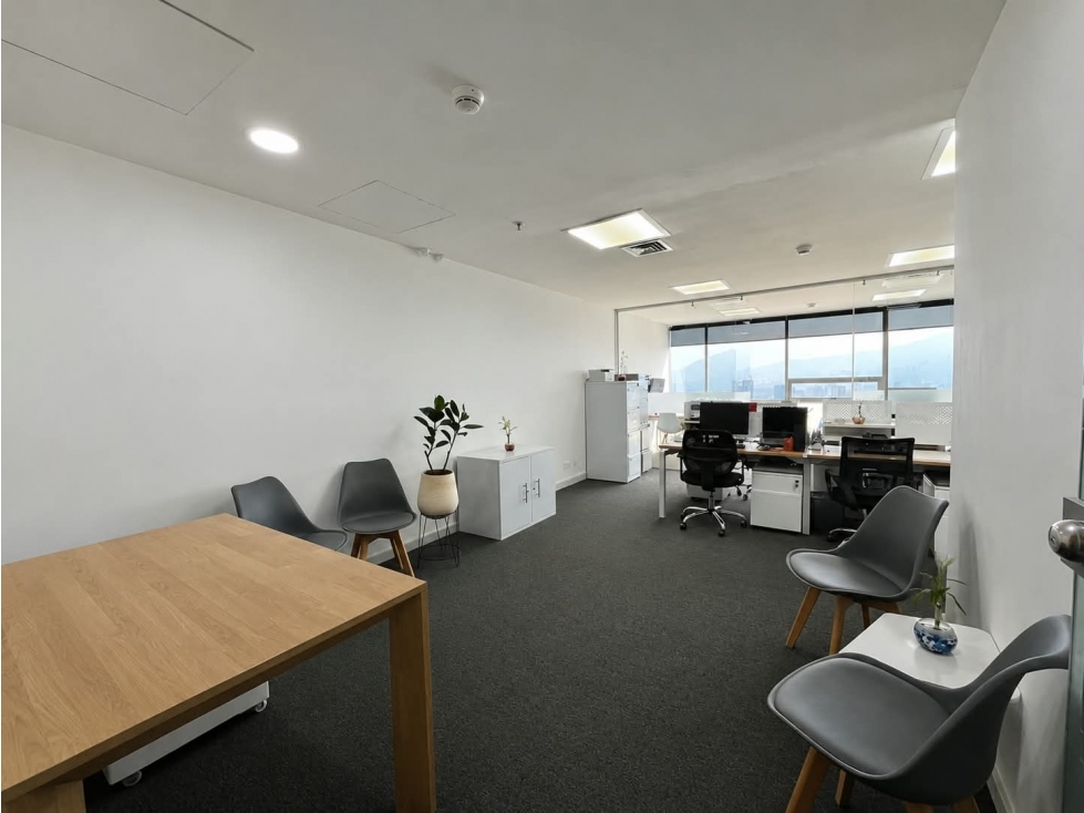 ARRIENDO OFICINA EN ENVIGADO_CENTRO EMPRESARIAL — foto 2