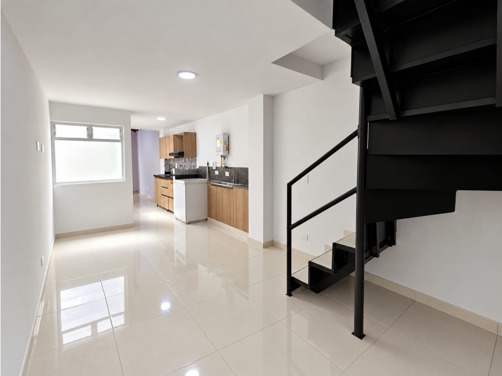 VENDO APARTAMENTO DUPLEX. ITAGUI CERCA AL PARQUE