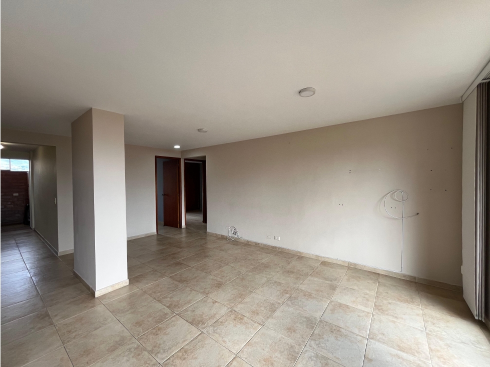 ARRIENDO APARTAMENTO EN LAURELES MEDELLIN — foto 3