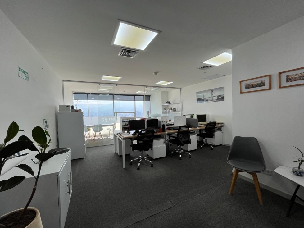 ARRIENDO OFICINA EN ENVIGADO_CENTRO EMPRESARIAL — foto 4
