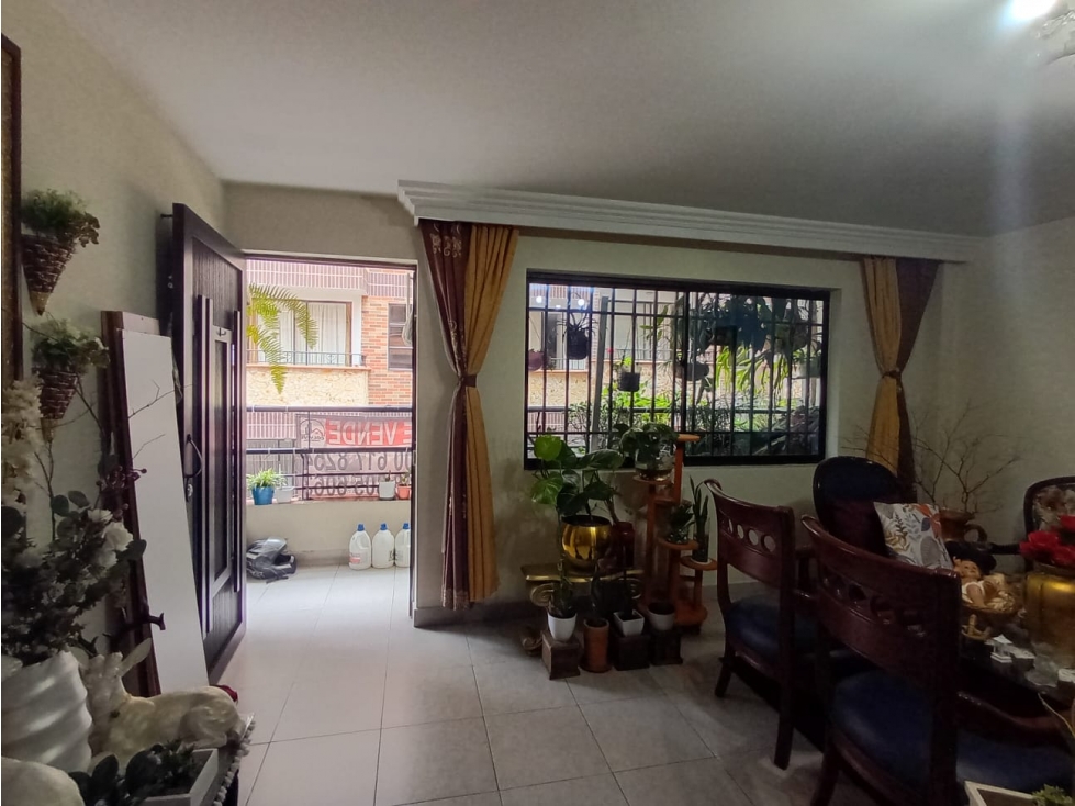VENDO APARTAMENTO SABANETA. Barrio Holanda