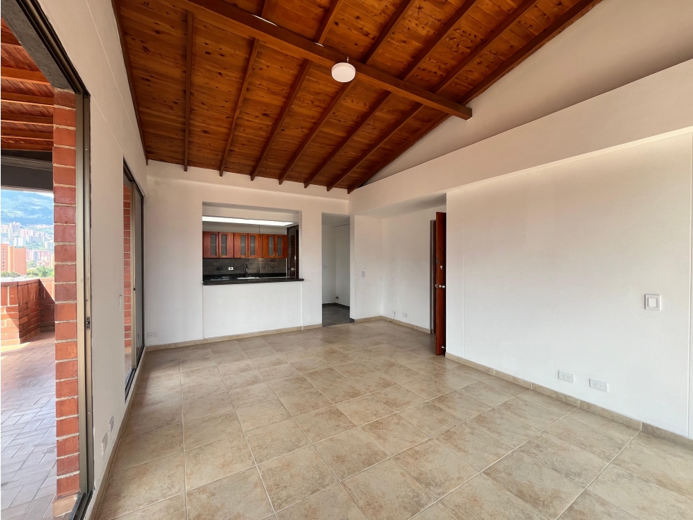 ARRIENDO APARTAMENTO PENT HOUSE EN MEDELLIN LAURELES — foto 5