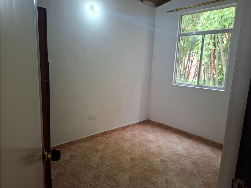 VENDO APARTAMENTO SABANETA. MARIA AUXILIADORA PARTE BAJA — foto 3