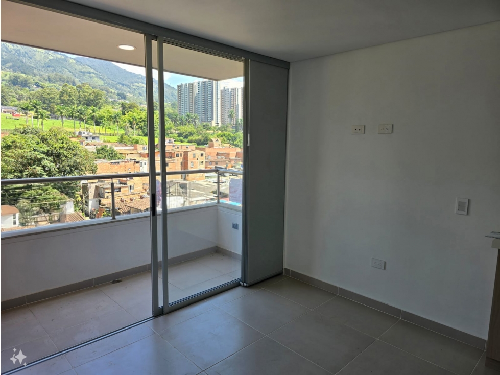 VENTA DE APARTAMENTO EN LA ESTRELLA, SECTOR TOLEDO — foto 2