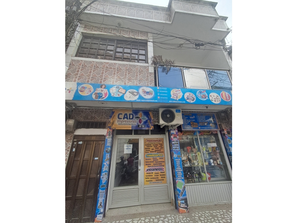 VENTA DE CASA CON LOCAL COMERCIAL EN EL CENTRO DE QUIBDO — foto 2