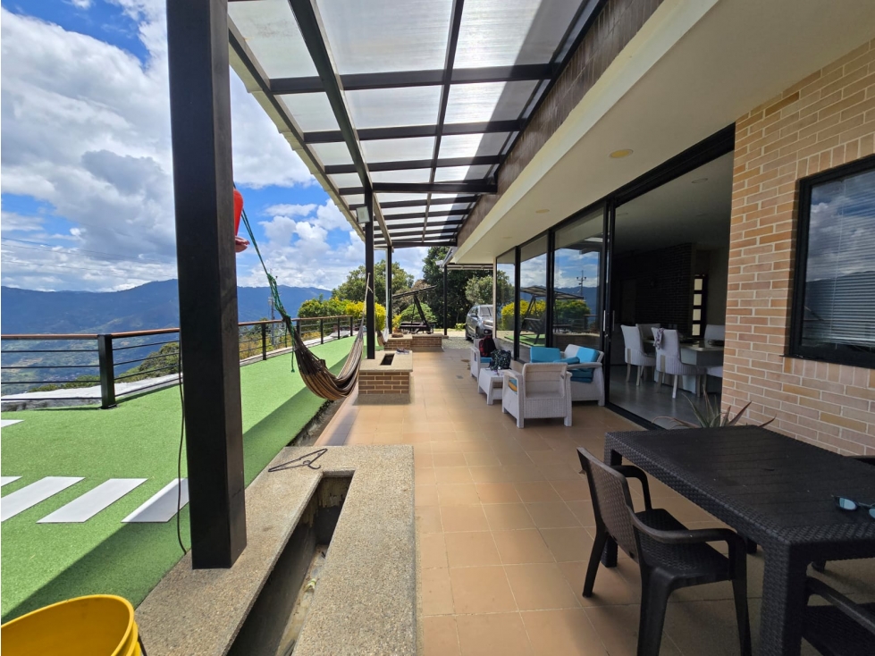 ARRIENDO DE CASA CAMPESTRE EN BELLO SECTOR NORTEAMÉRICA — foto 2