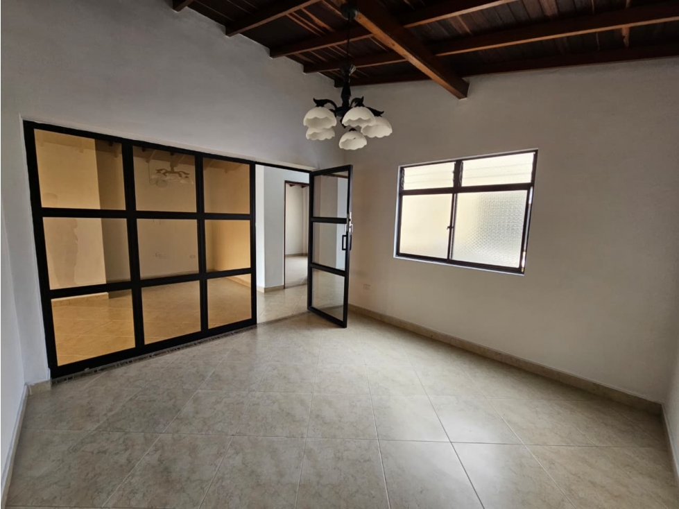 ARRIENDO CASA GRANDE vivienda o comercio 3do PISO. ENVIGADO — foto 3
