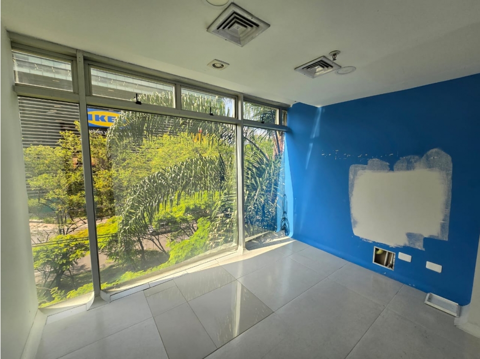 ARRIENDO LOCAL EN ENVIGADO SECTOR AVENIDA LAS VEGAS — foto 3