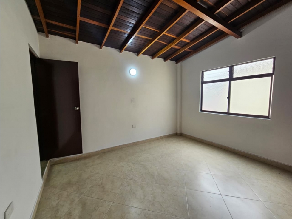 ARRIENDO CASA GRANDE vivienda o comercio 3do PISO. ENVIGADO — foto 5