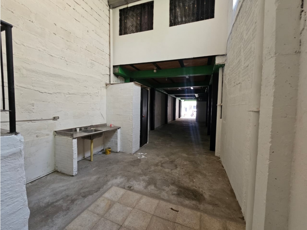 ARRIENDO BODEGA. Barrio Antioquia — foto 5