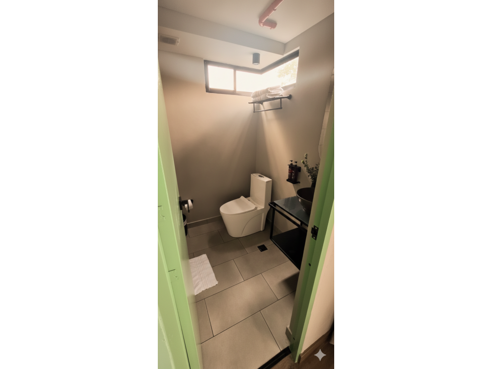 VENTA DE APARTAMENTO APARTASUIT EN LAURELES MEDELLIN — foto 4