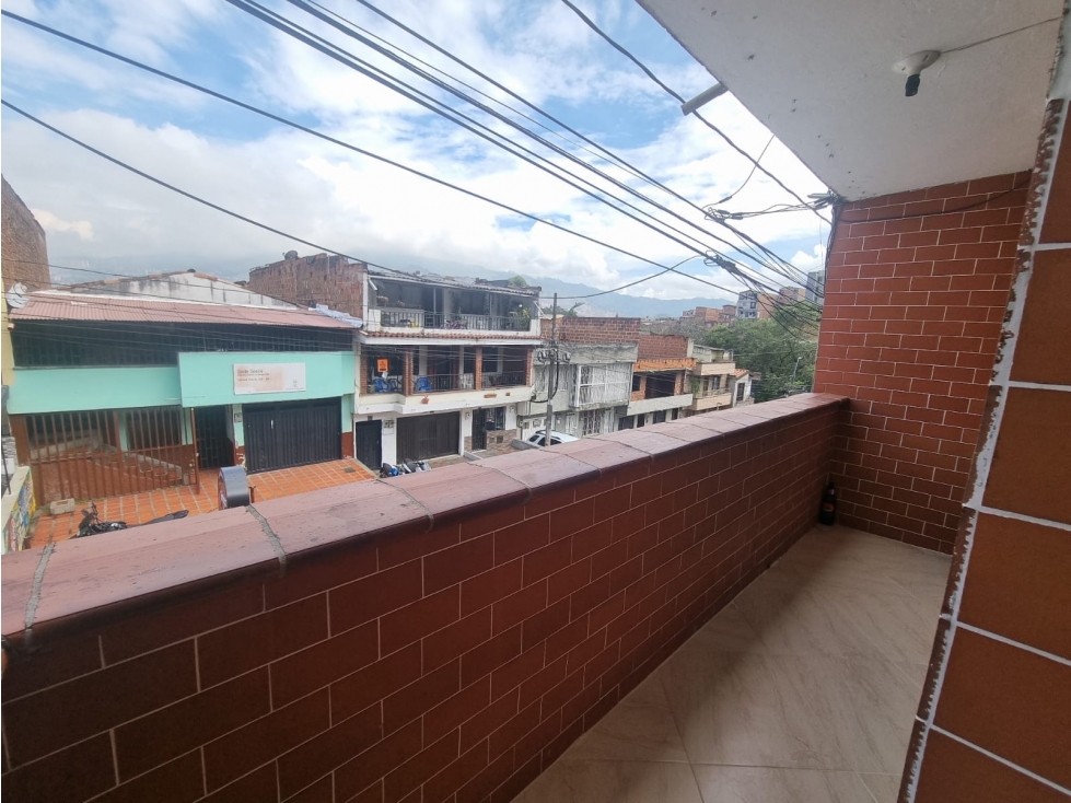 VENTA DE CASA EN MEDELLIN SECTOR CAMPO VALDES