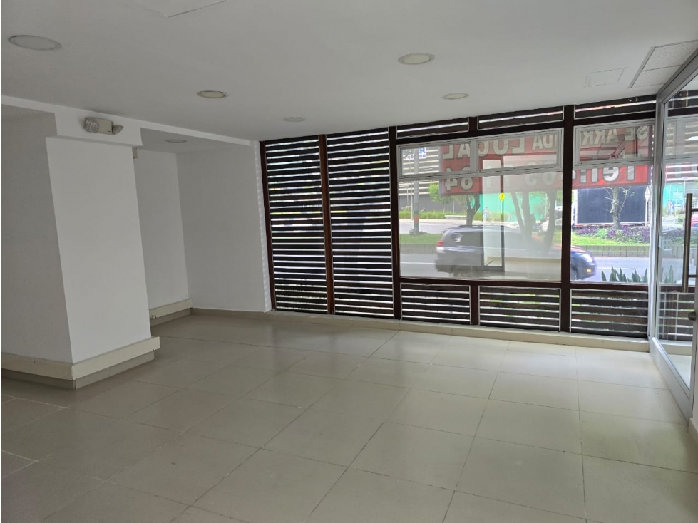 ARRIENDO DE LOCAL PRIMER PISO EN ENVIGADO SECTOR AV LAS VEGAS — foto 4