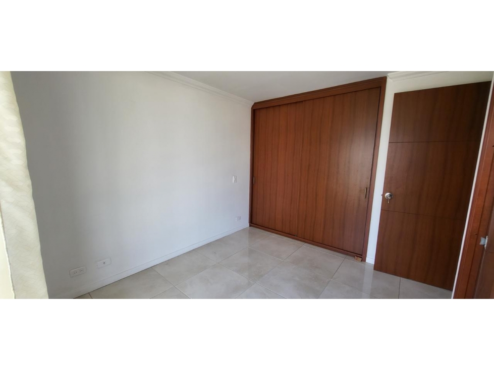 APARTAMENTO EN DOSQUEBRADAS — foto 2