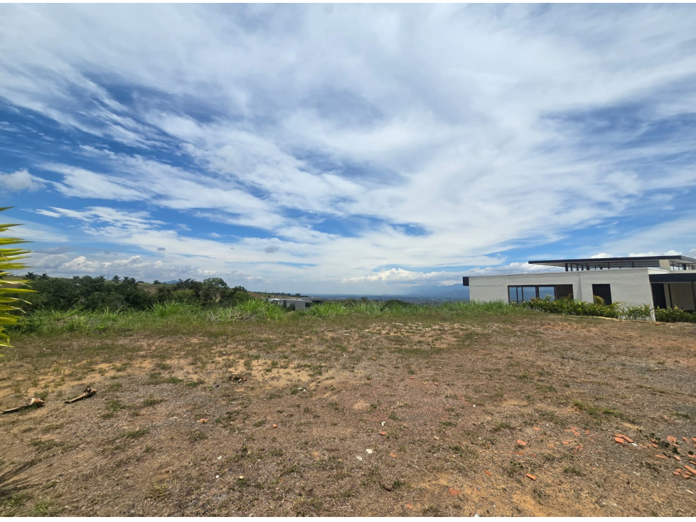 LOTE CAMPESTRE EN CIUDAD CERRITOS