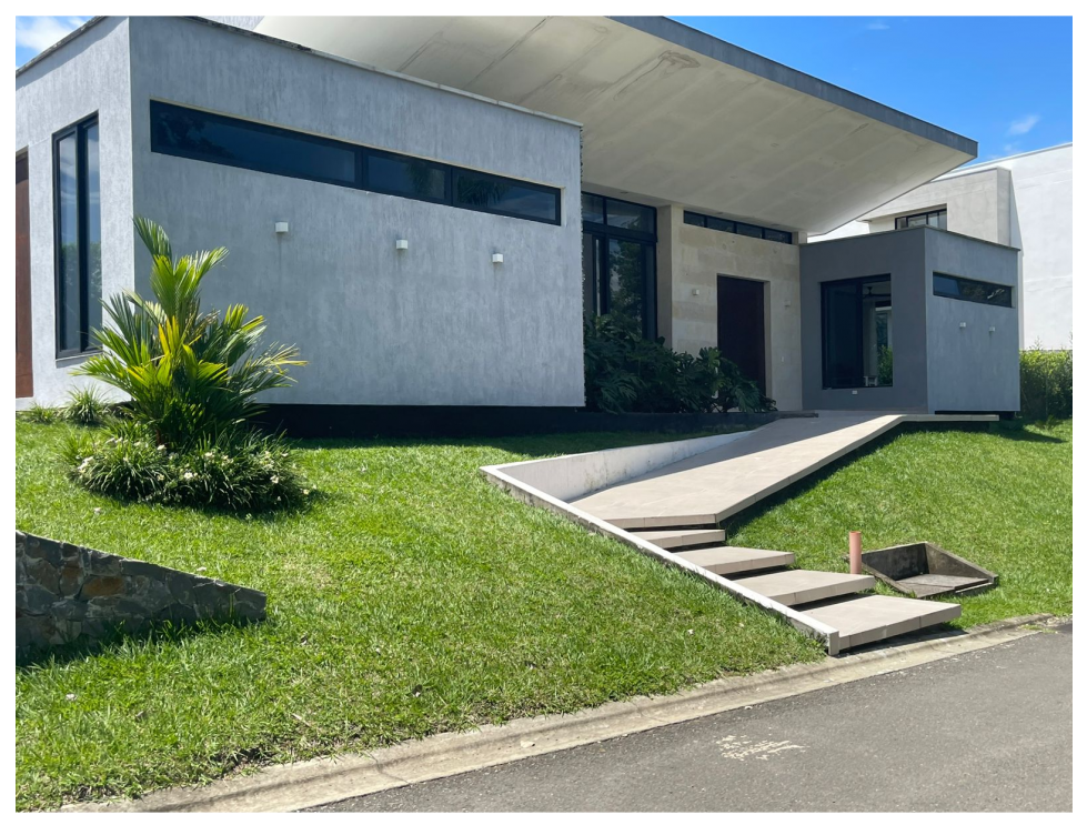 CASA EN VENTA MALABAR - PEREIRA
