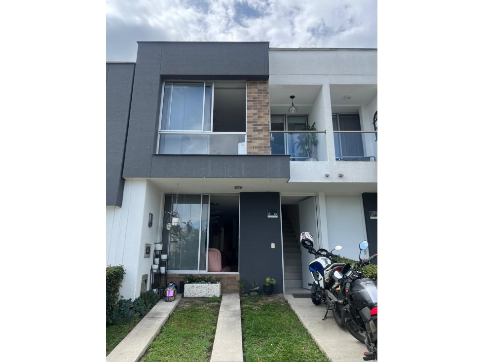 VENTA DE CASA EN CONJUNTO CERRADO PEREIRA
