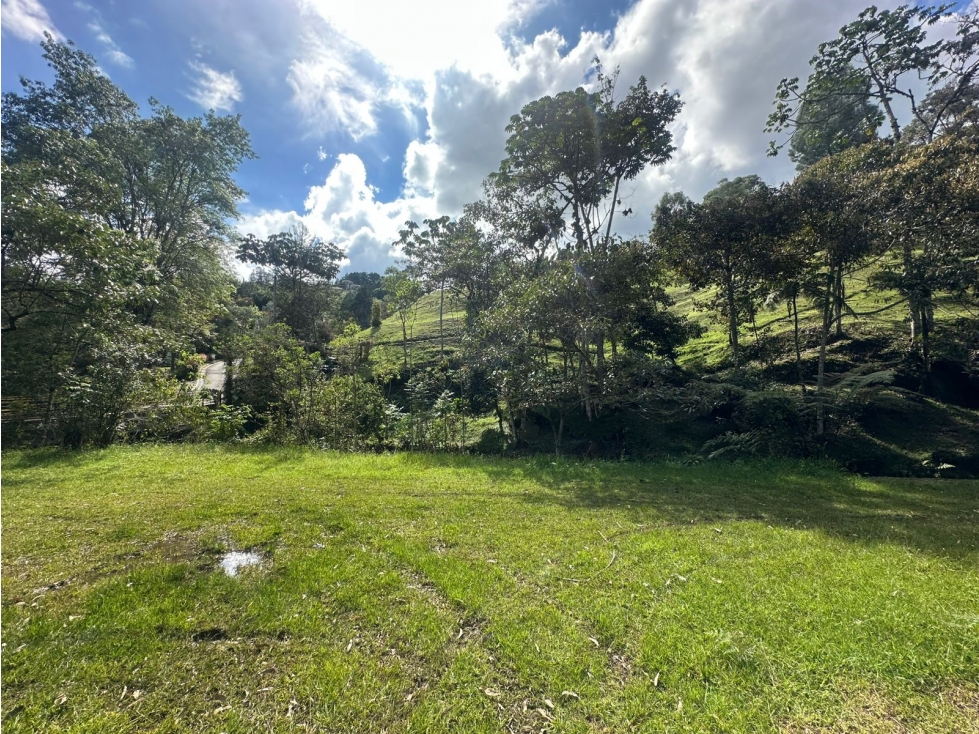 SE VENDE HERMOSO LOTE EN EL SECTOR DE FIZEBAD, EL RETIRO. — foto 2