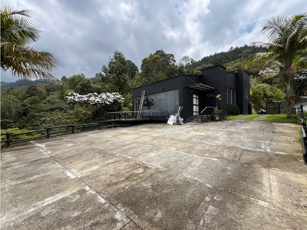 SE ARRIENDA CASA CAMPESTRE EN EL ALTO DE LAS PALMAS, ENVIGADO. — foto 2