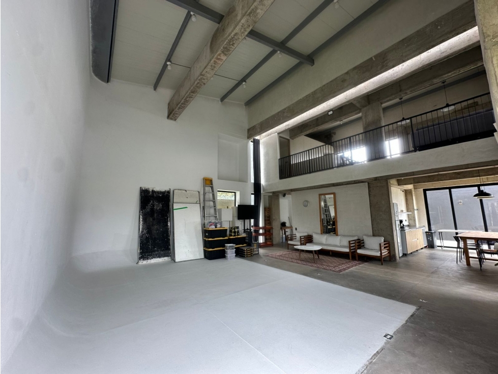 SE ARRIENDA BODEGA O ESTUDIO EN EL ALTO DE LAS PALMAS. - 2