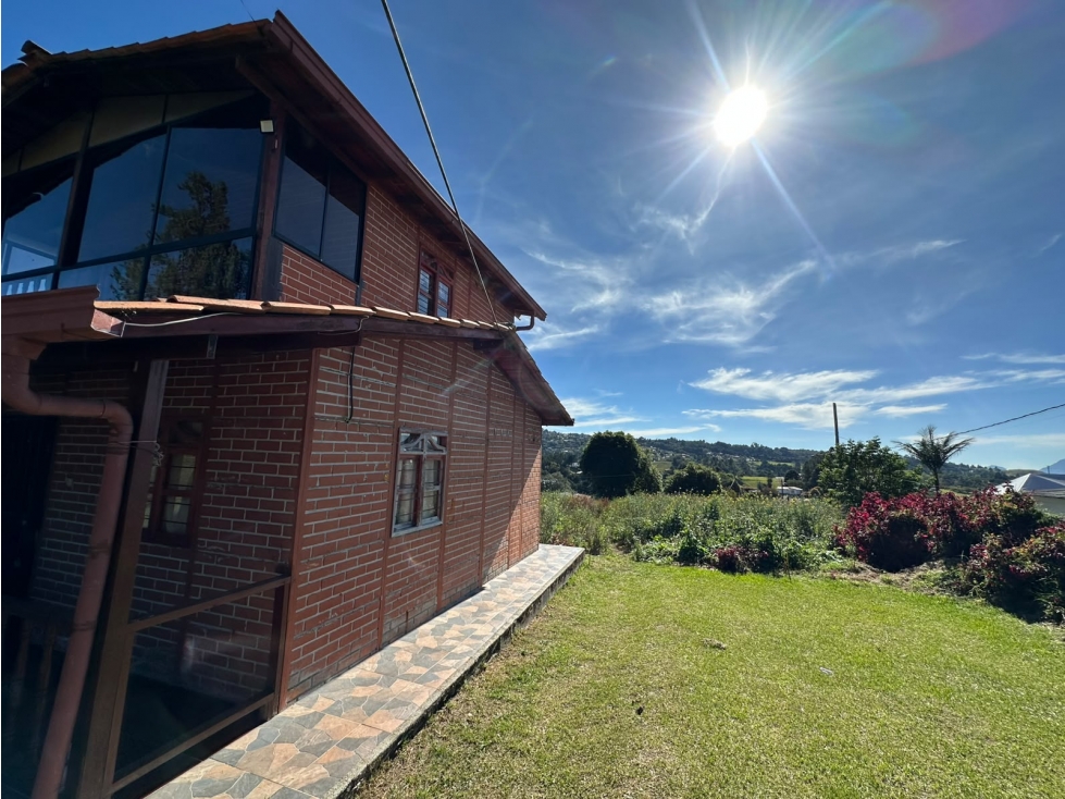 SE VENDE CASA EN LA VEREDA EL CERRO, SANTA ELENA. — foto 2