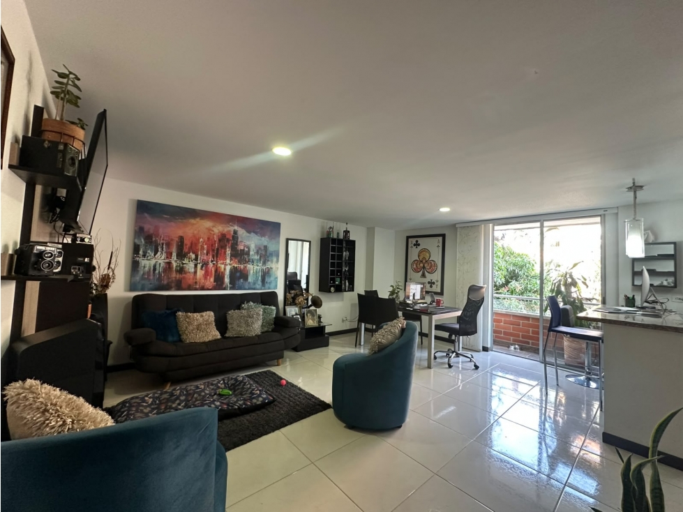 SE ARRIENDA APARTAMENTO EN LAURELES — foto 2