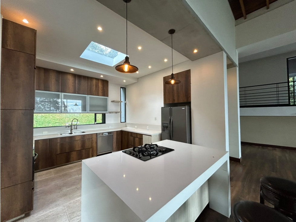 HERMOSA CASA EN ARRIENDO O VENTA SECTOR PANTANILLO — foto 6