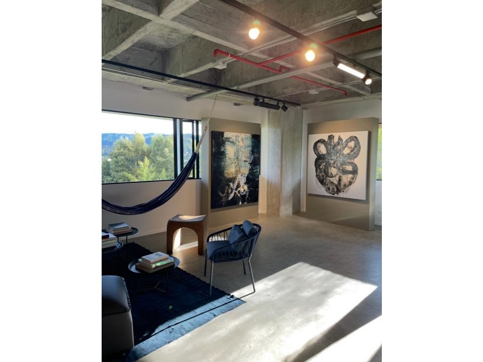 SE VENDE APARTAMENTO EN EL ALTO DE LAS PALMAS, ENVIGADO.
