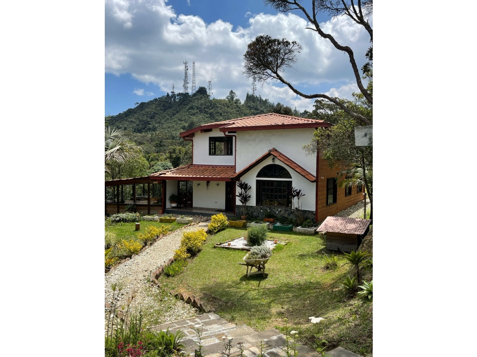 SE ARRIENDA O SE VENDE CASA CAMPESTRE EN SANTA ELENA VEREDA EL PLACER. — foto 5