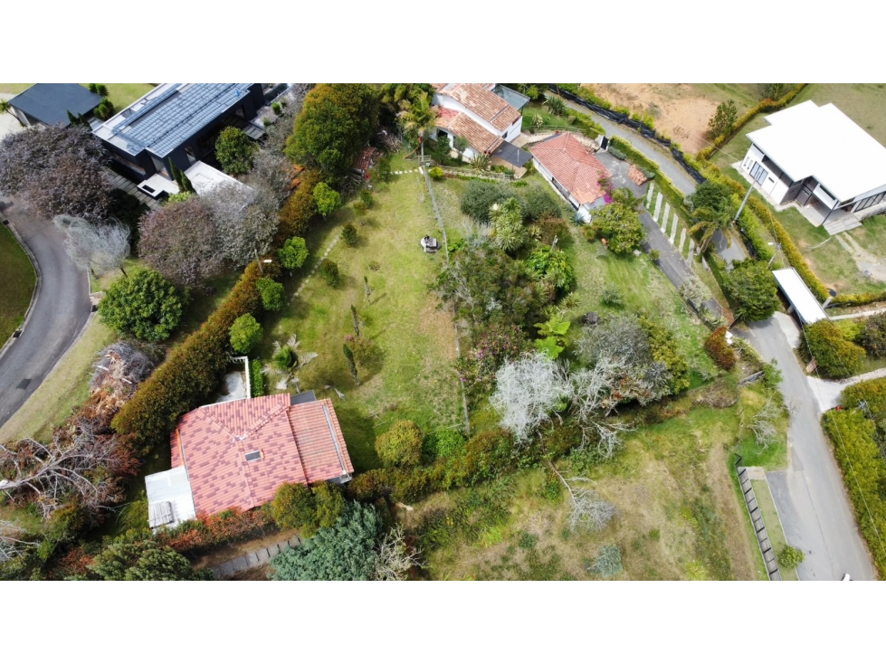 SE VENDE CASA CAMPESTRE EN EL ALTO DE LAS PALMAS. — foto 3
