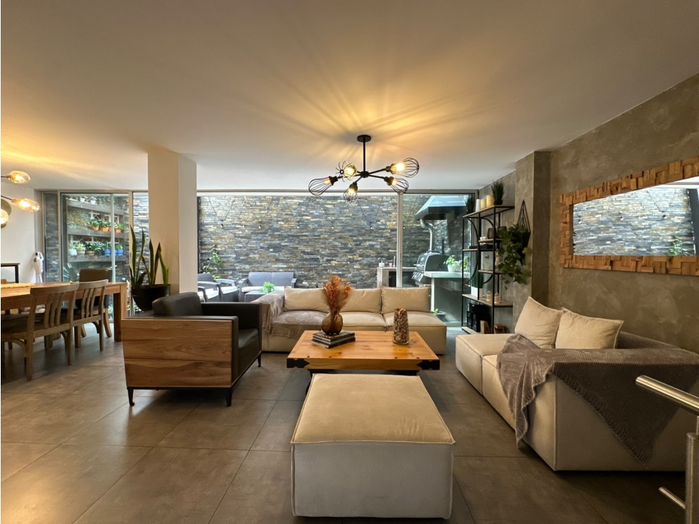 SE VENDE EXCLUSIVA CASA EN SABANETA, SECTOR AVES MARIAS — foto 4