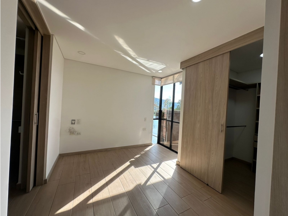 SE ARRIENDA APARTAMENTO EN SENIOR EL VERGEL, ENVIGADO. — foto 4