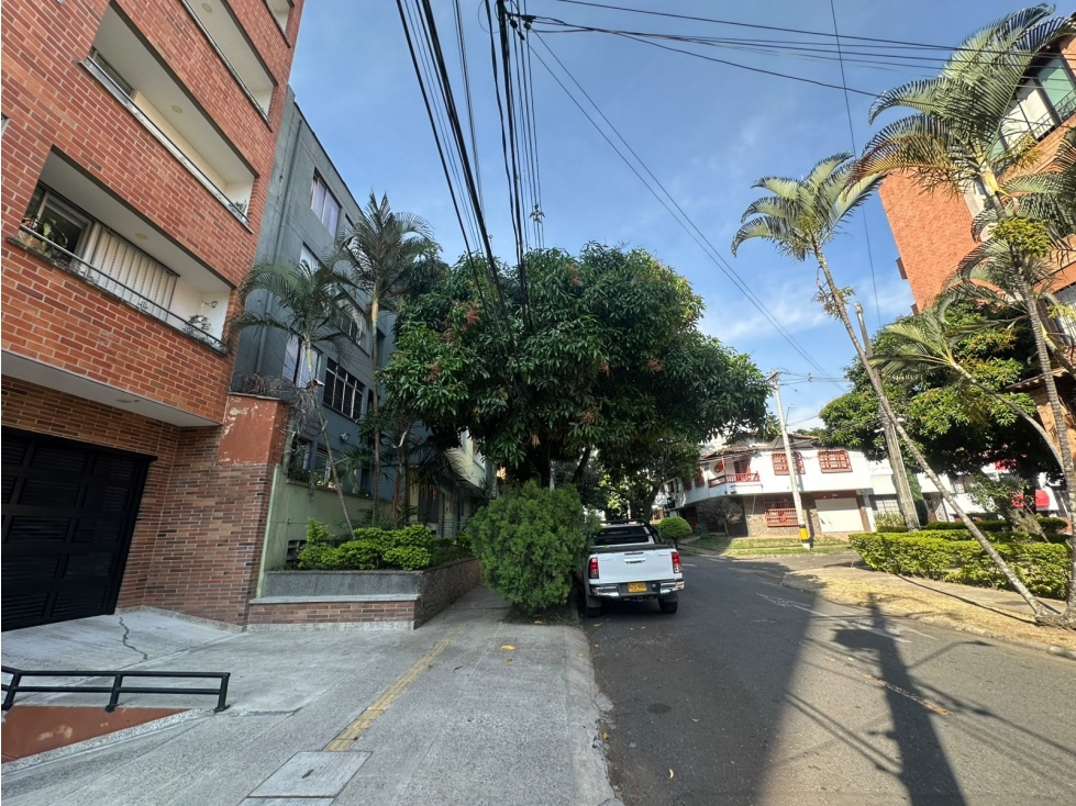 SE ARRIENDA APARTAMENTO EN LAURELES