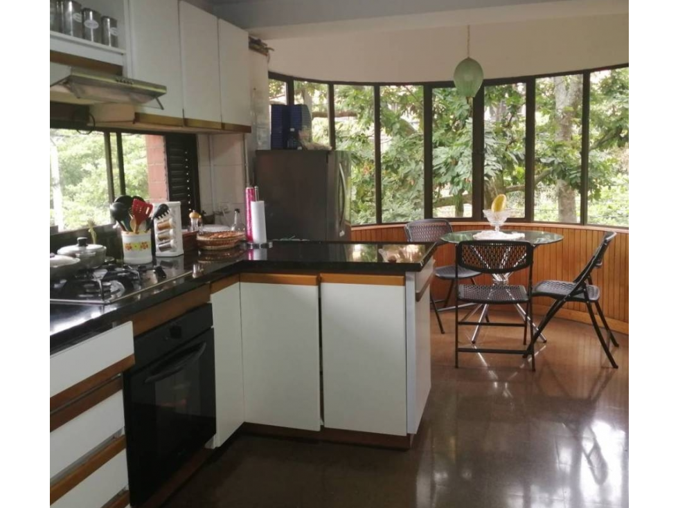 Apartamento Para Arriendo Medellin Poblado — foto 2