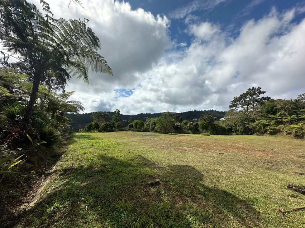 SE VENDE LOTE CAMPESTR EN UNIDAD CERRADA, LOMA DEL ESCOBERO,ENVIGADO. — foto 5