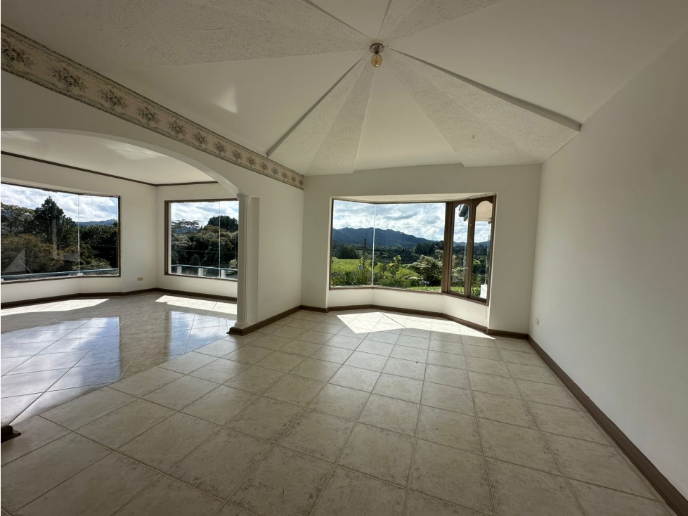 SE VENDE CASA CON PRECIO DE OPORTUNIDAD EN EL RETIRO, SECTOR FIZEBAD. — foto 5