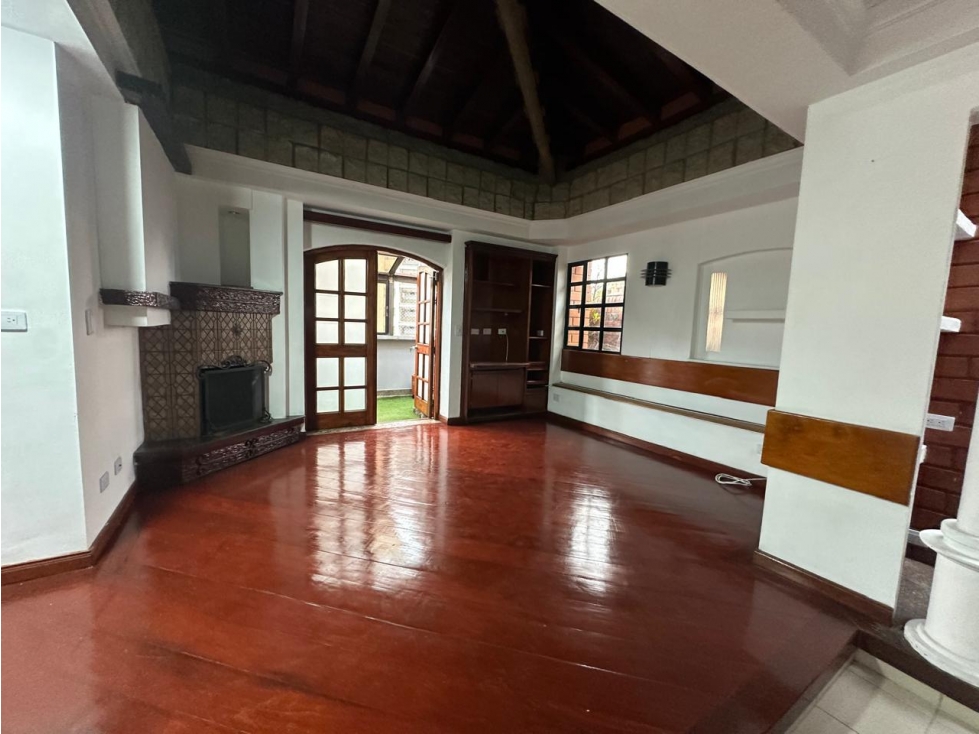 SE ARRIENDA PENTHOUSE EN LAURELES. — foto 4