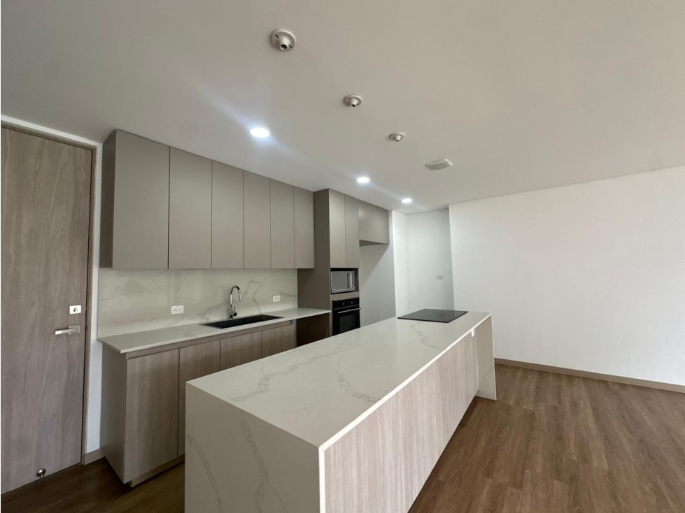SE ARRIENDA APARTAMENTO EN SAJONIA, RIONEGRO. — foto 2