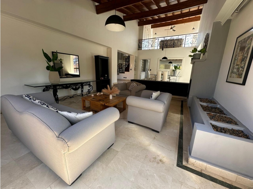 SE ARRIENDA PENTHOUSE EN EL POBLADO MEDELLIN — foto 2