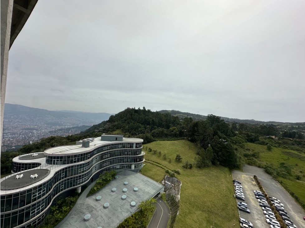 SE VENDE APARTAMENTO DE LUJO EN EL ALTO DE LAS PALMAS. — foto 2