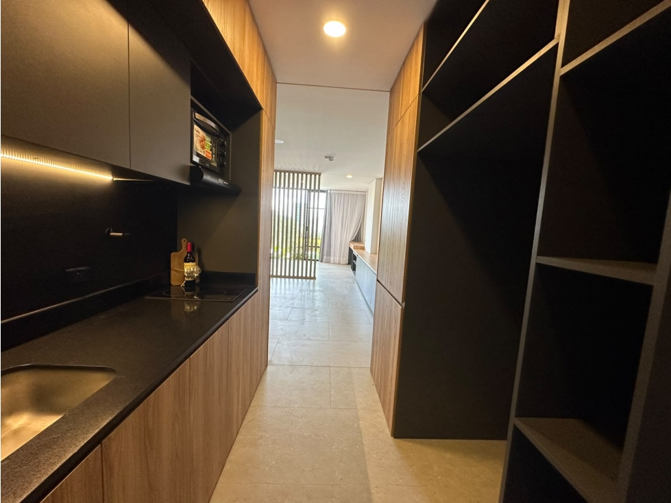 SE ARRIENDA APARTAESTUDIO DE LUJO EN EL ALTO DE LAS PALMAS. — foto 3