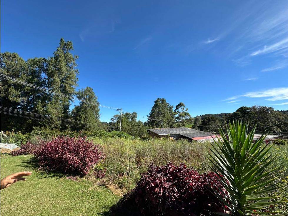 SE VENDE CASA EN LA VEREDA EL CERRO, SANTA ELENA. — foto 3