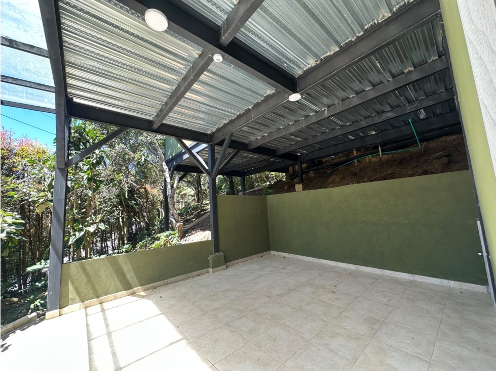 SE ARRIENDA CASA CAMPESTRE EN LA VEREDA PERICO, ENVIGADO. — foto 2
