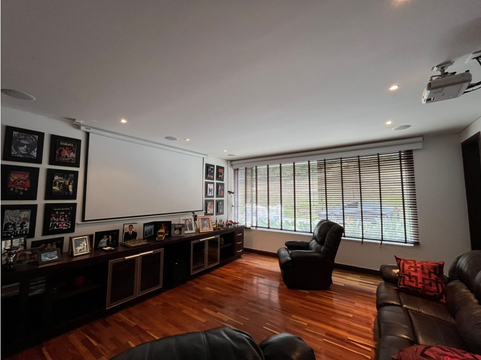 SE VENDE CASA DE LUJO EN ALTO DE PALMAS, SECTOR CANTAGIRONE - 3