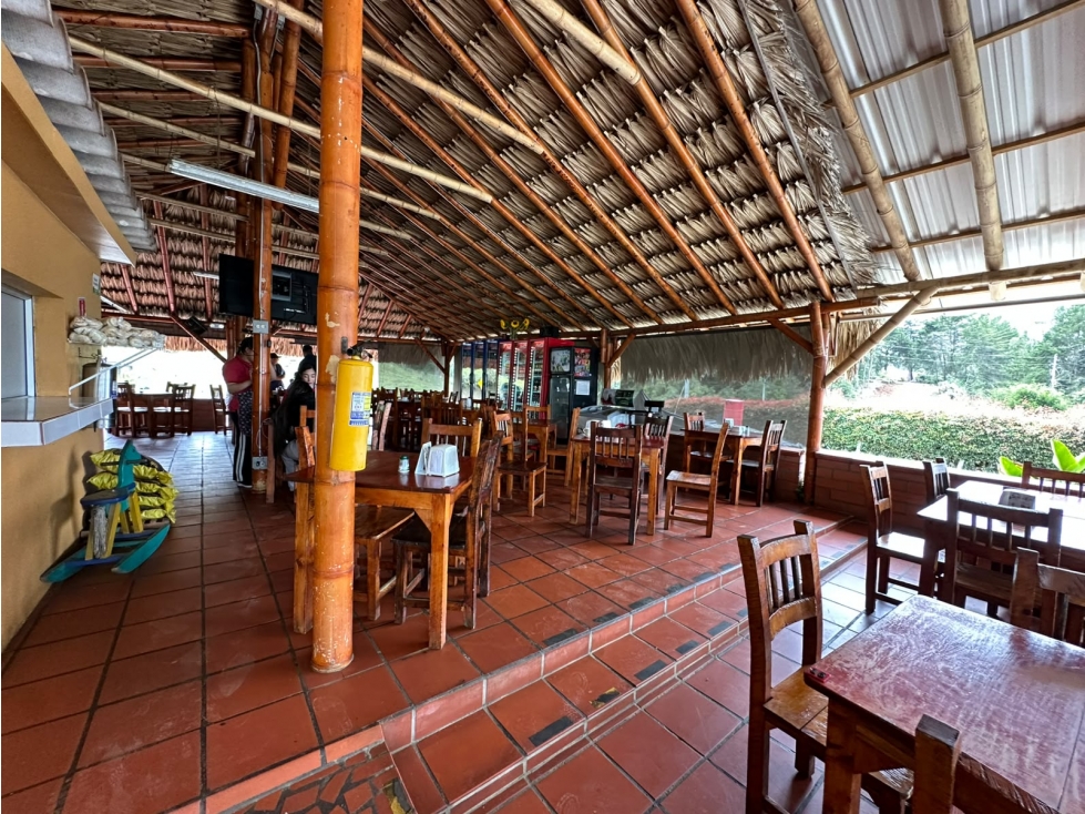 RECONOCIDO RESTAURANTE EN ARRIENDO UBICACIÓN ESTRATEGICA — foto 5
