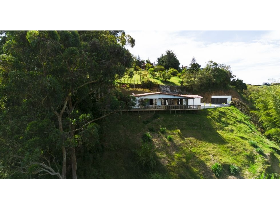 SE VENDE HERMOSA FINCA EN MARINILLA,VEREDA LA ESMERALDA — foto 2