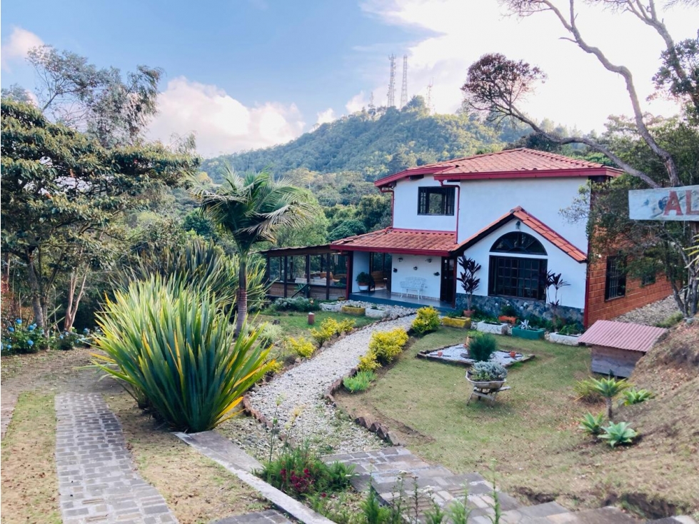 SE ARRIENDA O SE VENDE CASA CAMPESTRE EN SANTA ELENA VEREDA EL PLACER. — foto 4