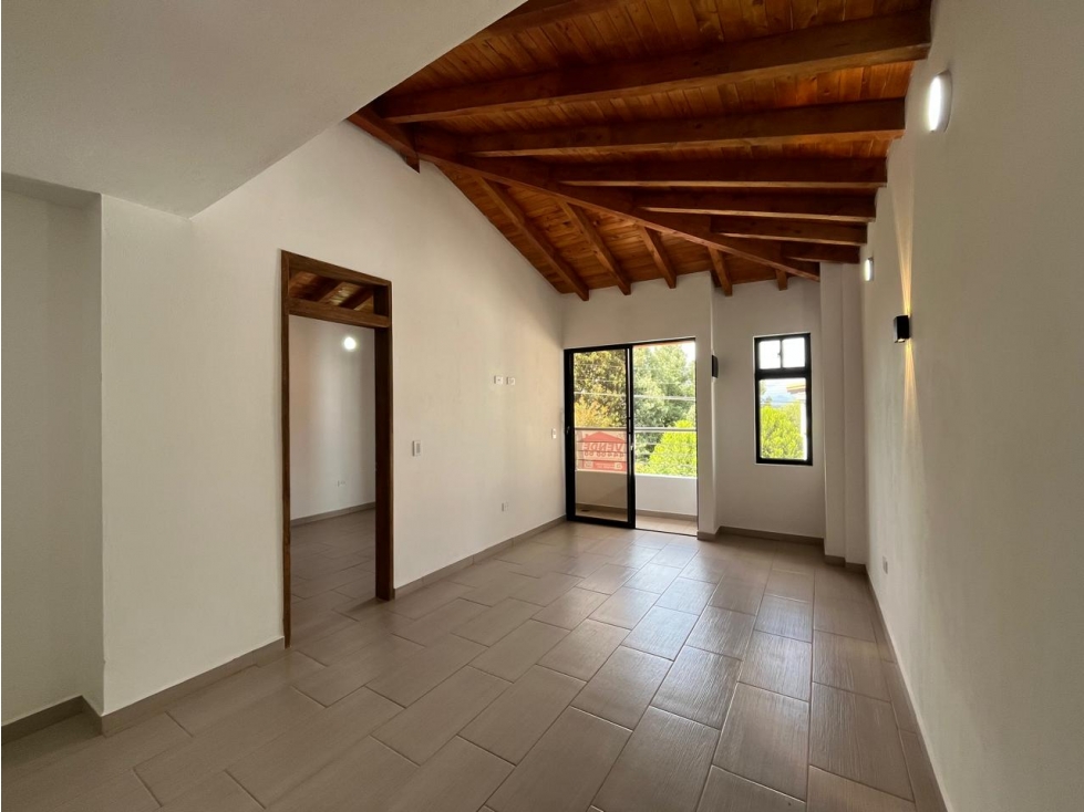 SE VENDE APARTAMENTO DUPLEX EN EL CARMEN DE VIBORAL — foto 2