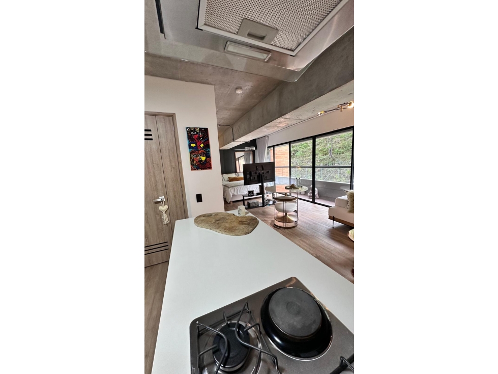 SE VENDE HERMOSO APARTAESTUDIO EN EL RETIRO - 2
